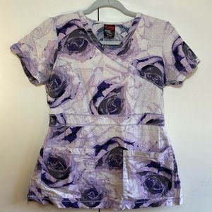 🚨SALE🚨 eckoRed Purple Floral Scrubs with Front Pockets and smocked waist